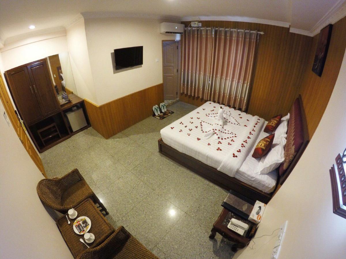 Hotel 82 Mandalay Ngoại thất bức ảnh