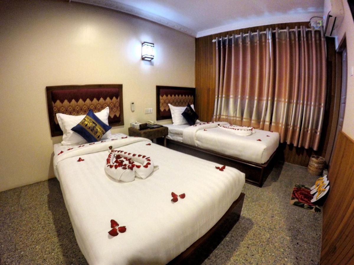 Hotel 82 Mandalay Ngoại thất bức ảnh